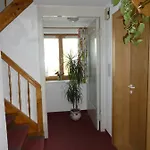 Albrecht 公寓 *