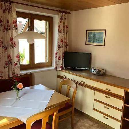 Albrecht Apartment *